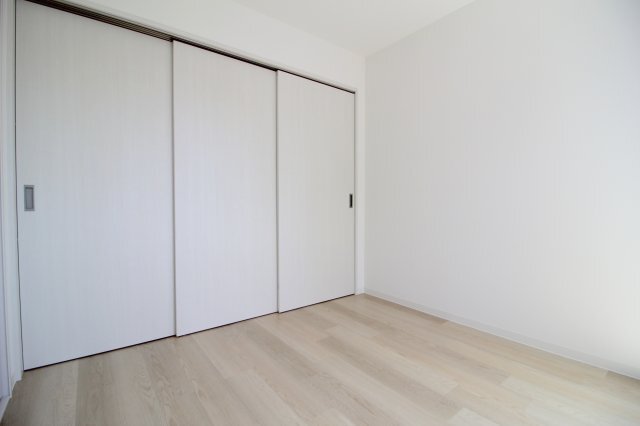 拡大写真:キャトルセゾン豊中本町 3階301の寝室