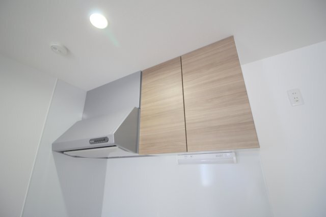 拡大写真:キャトルセゾン豊中本町 3階301のキッチン
