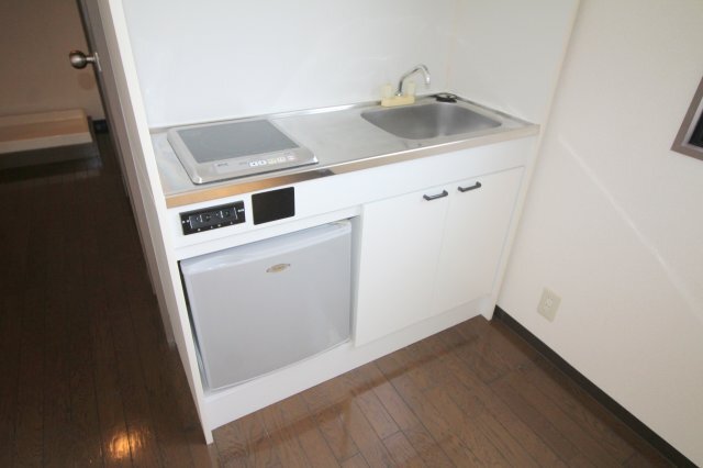 拡大写真:サンマルコ 3階303のキッチン