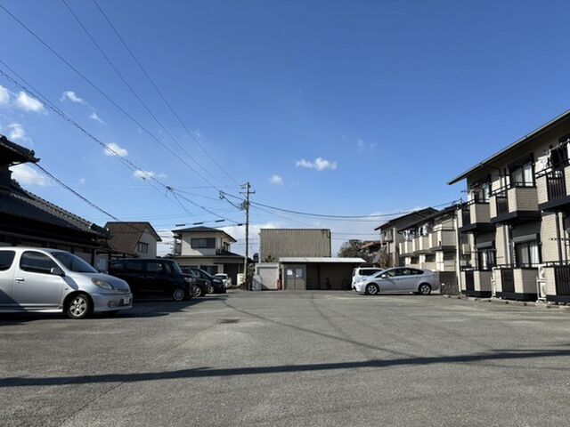 拡大写真:メゾンYOU A 2階203の外観