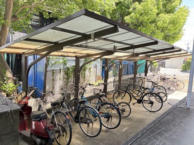 拡大写真:集ハイツ 2階2Gの外観
