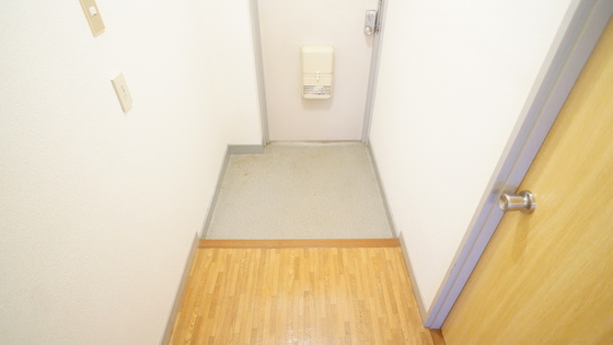 拡大写真:メゾン栗真 4階401の内観