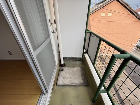 拡大写真:サカエハイツ 3階302の洗濯機置き場