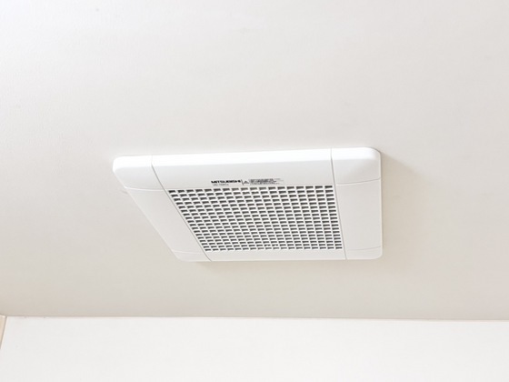拡大写真：ファーストステージ町屋 3階308の浴室換気扇