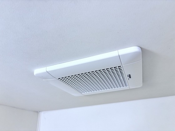 拡大写真:ファーストステージ町屋 2階205の換気扇