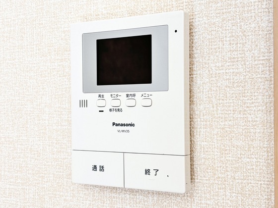 拡大写真：Ｍａｉｓｏｎ　Ｓｙｍｐｈｏｎｙ　Ｂ 2階B3のカメラ付きインターホン