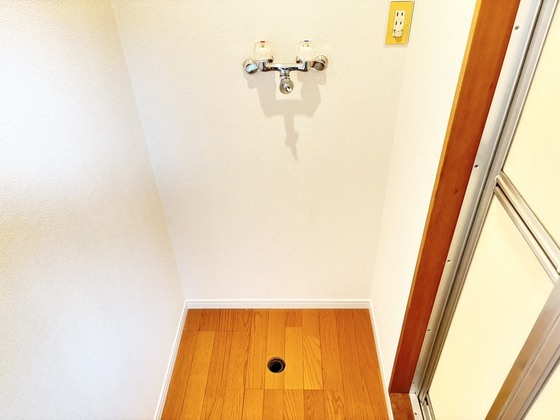 拡大写真:集ハイツ 2階2Gの洗濯機置場