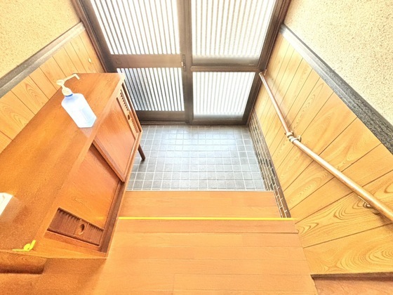 拡大写真:南新町戸建 1階1の玄関