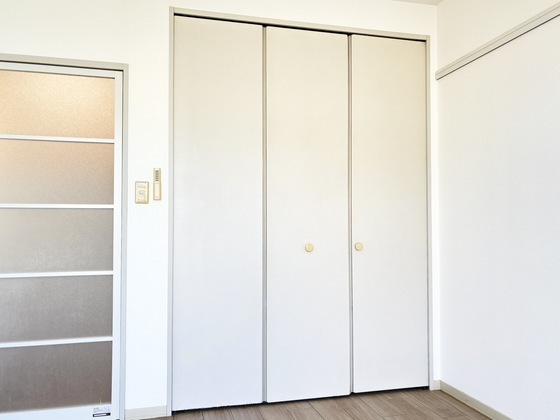拡大写真:三重津市時田ハウス A 1階101のクローゼット