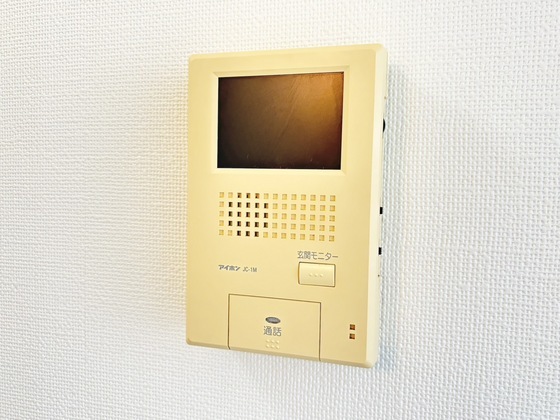 拡大写真:三重津市時田ハウス A 1階101のカメラ付きインターホン