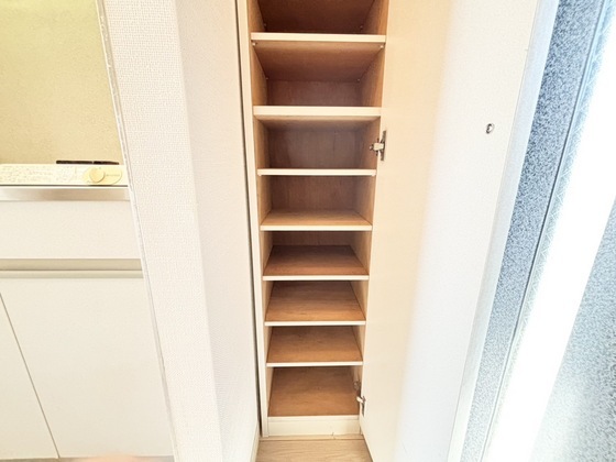 拡大写真:三重津市時田ハウス A 1階101の下駄箱
