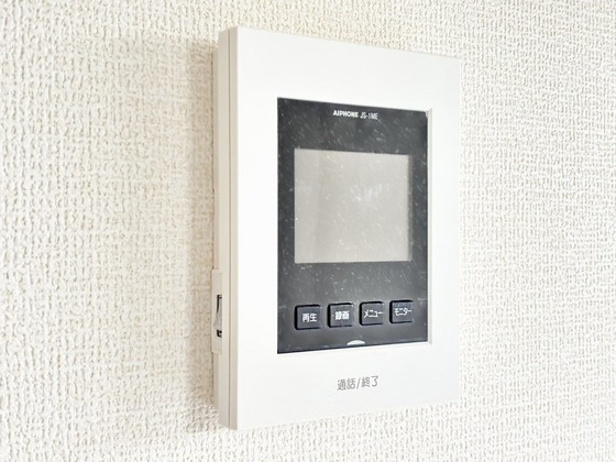拡大写真:リーブルファイン柳山津興 2階103のカメラ付きインターホン
