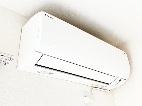 拡大写真:リーブルファイン柳山津興 2階103のエアコン