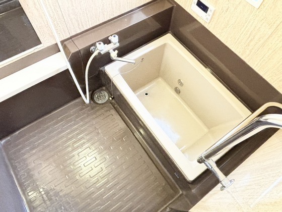 拡大写真:下弁財津興一戸建て 2階1のバス