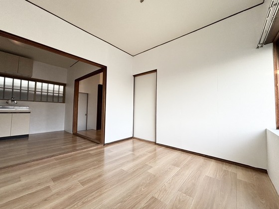 拡大写真:平屋レトロハウス 1階1のリビング