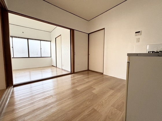 拡大写真:平屋レトロハウス 1階1のリビング