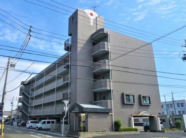 写真：アイボンラビアンの外観