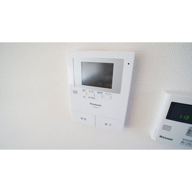 拡大写真:アトラス凛 2階Bのモニター付インターホン