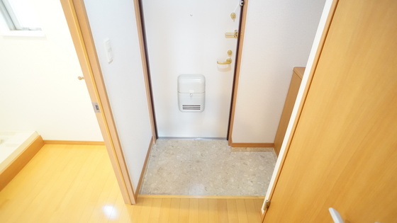 拡大写真:プレステージ千種 A棟 4階401の玄関