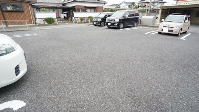 拡大写真:ボヌールすずか 1階101の外観