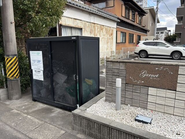 拡大写真:ガーネット 3階305の外観