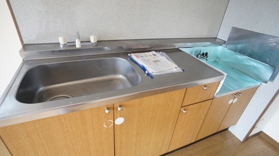 拡大写真:ファンタジア 2階207のキッチン