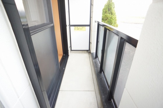 拡大写真:コスモ高原 1階103のベランダ