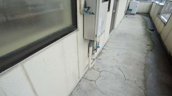拡大写真:コーポ1K 南棟 1Fの洗濯機置き場