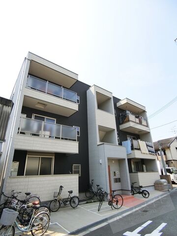 ポラリスルミネの外観