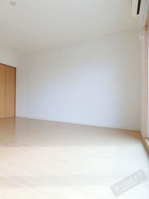 拡大写真:ルフランソレイユ 1階103の内観