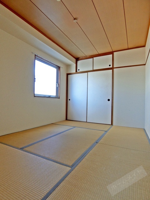 拡大写真:ドリーム中加賀屋 4階402の内観