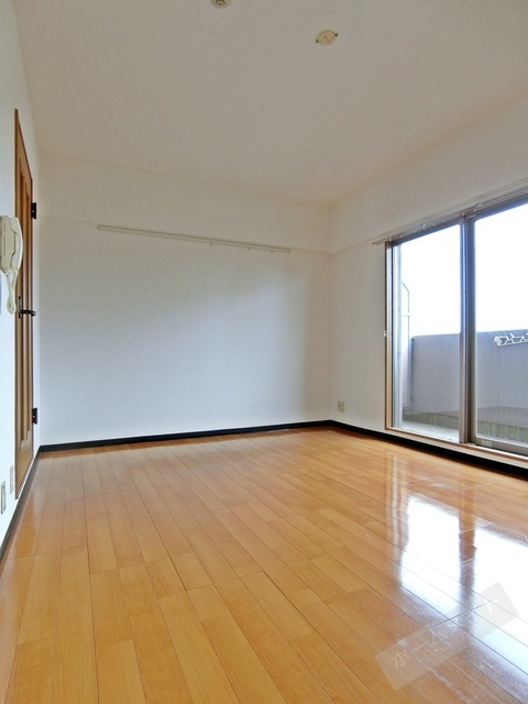 拡大写真:ジュネス東住吉 9階903の内観
