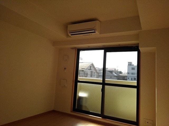 拡大写真：プラウドコート 4階407の内観