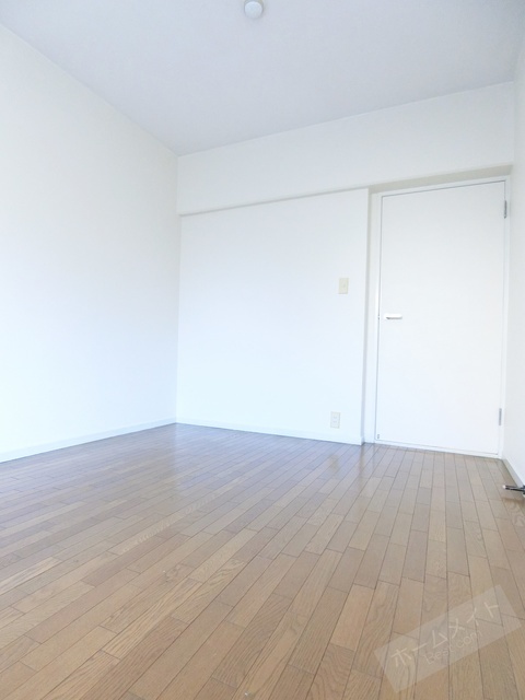 拡大写真:グランドール藤 3階301の内観