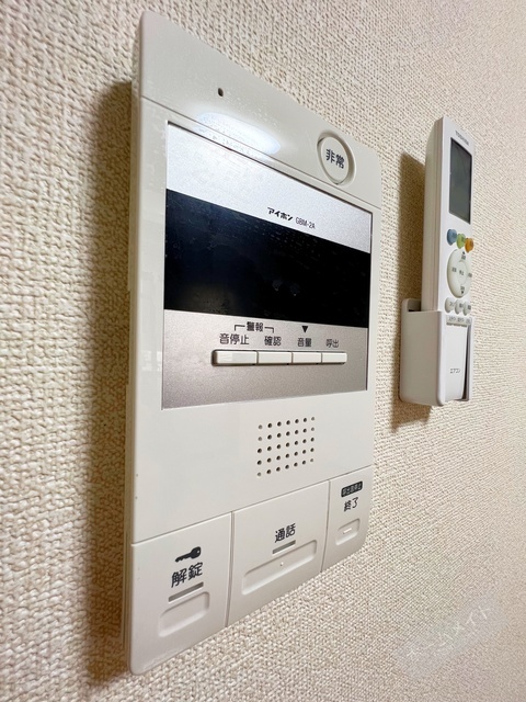 拡大写真:あべの恵寿ビル 4階401のTVモニタードアホン