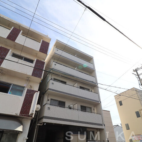 拡大写真:ホワイトグレース律奈 2階202の建物外観