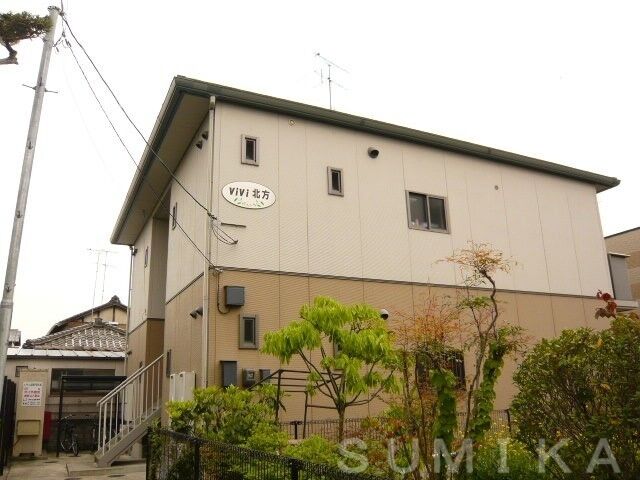 拡大写真:ViVi北方 2階201の建物外観
