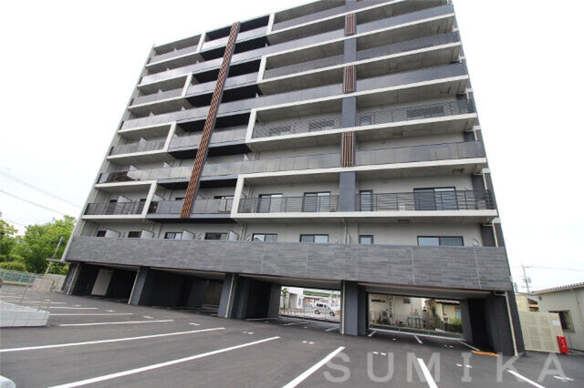 拡大写真:CREA COAT 4階402の建物外観
