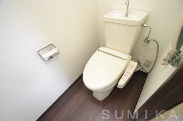 拡大写真:ブランカ新屋敷 2階202のトイレ