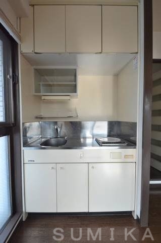 拡大写真:ブランカ新屋敷 2階202のキッチン