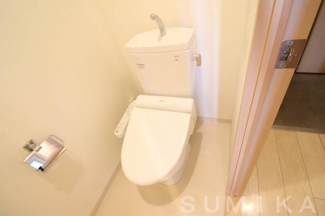 拡大写真:田町ガーデンハイツ 8階801のトイレ