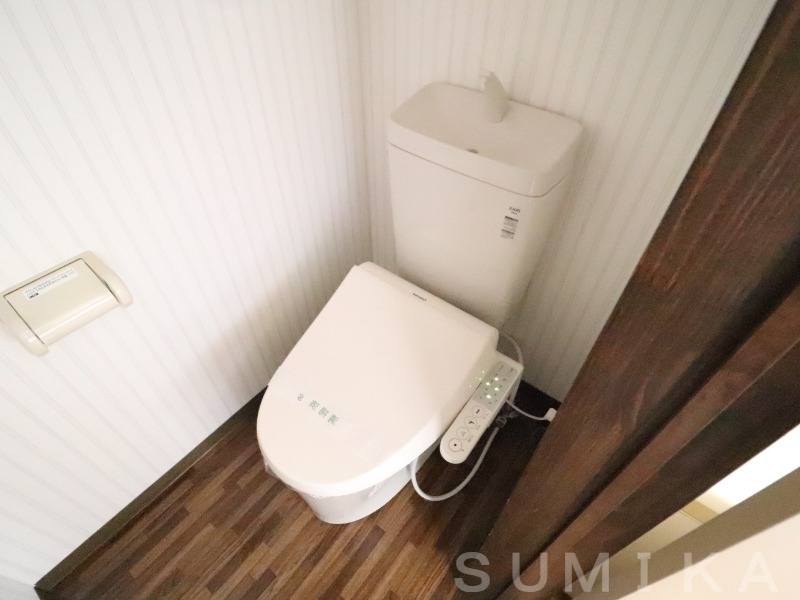 拡大写真:S.T.Villa TSUSHIMA A 1階101のトイレ