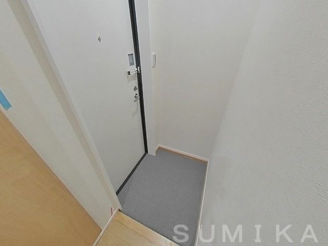 拡大写真:REGALE 船頭町 3階302の玄関