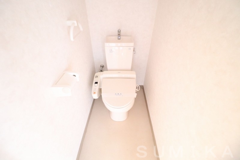 拡大写真:クレストシティ中井町 3階304のトイレ