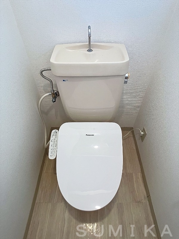 拡大写真:コスモハイツ関 8階803のトイレ