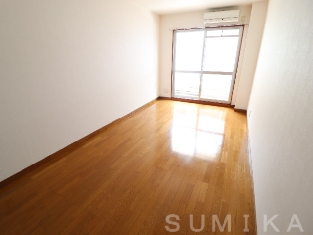 拡大写真:長町ビル(ナガマチビル) 3階305の子供部屋