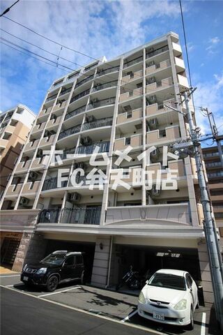 ラグゼドーム前IIの外観