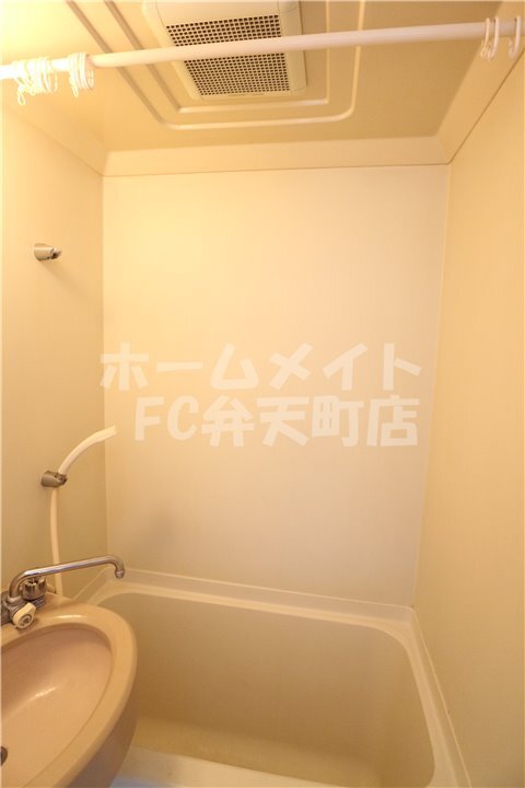 拡大写真:ノーブルⅢ 7階703の日々の暮らしに欠かせないお風呂です