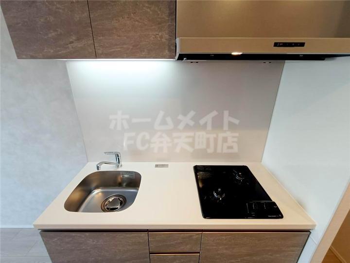 拡大写真:スプランディッド弁天町WEST 2階205のキッチン