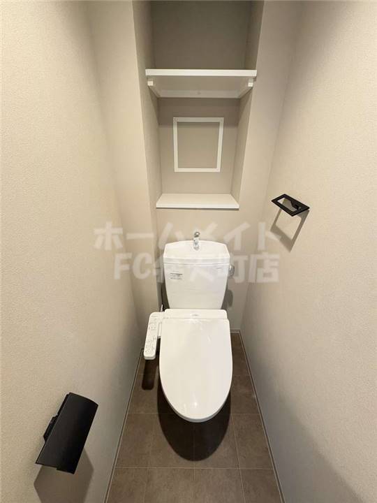 拡大写真:Louis Residence 弁天町 2階201のトイレ